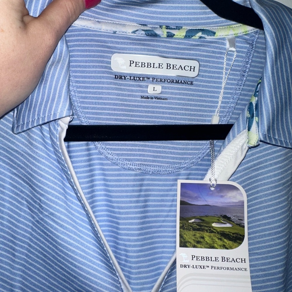 Pebble Beach Women's Light Blue Pinstripe Blouse - Picture 3 of 3